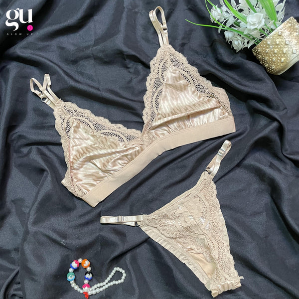 Silk and Sexy Bra Set for Plus Size Women Net on top to look floral