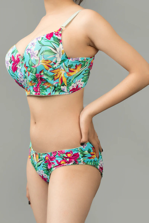 Deep cut padded wired full sides and back coverage push up bra panty set