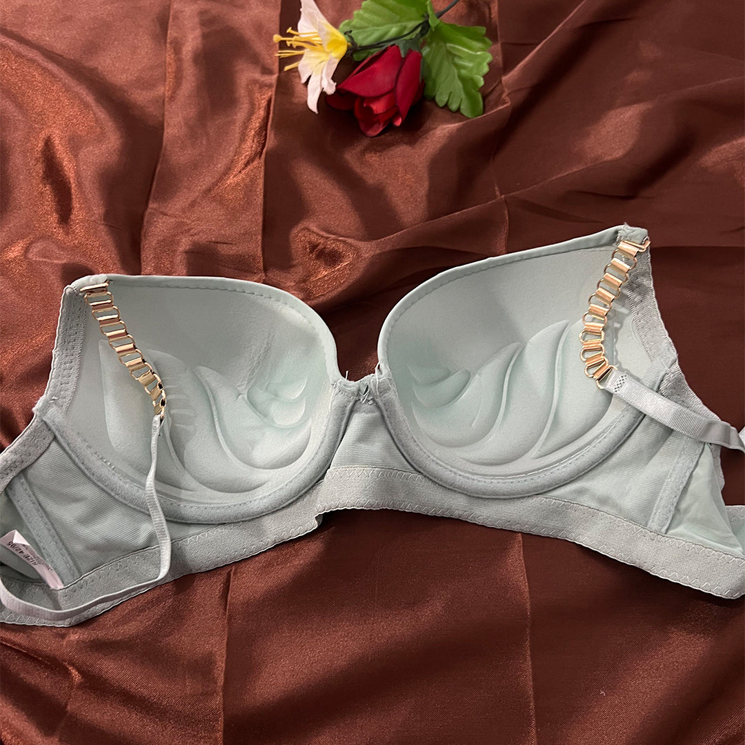 Women Bra Shiny Rhinestone Decor Underwear Cut-Out Lace Women's Lingerie B Cup