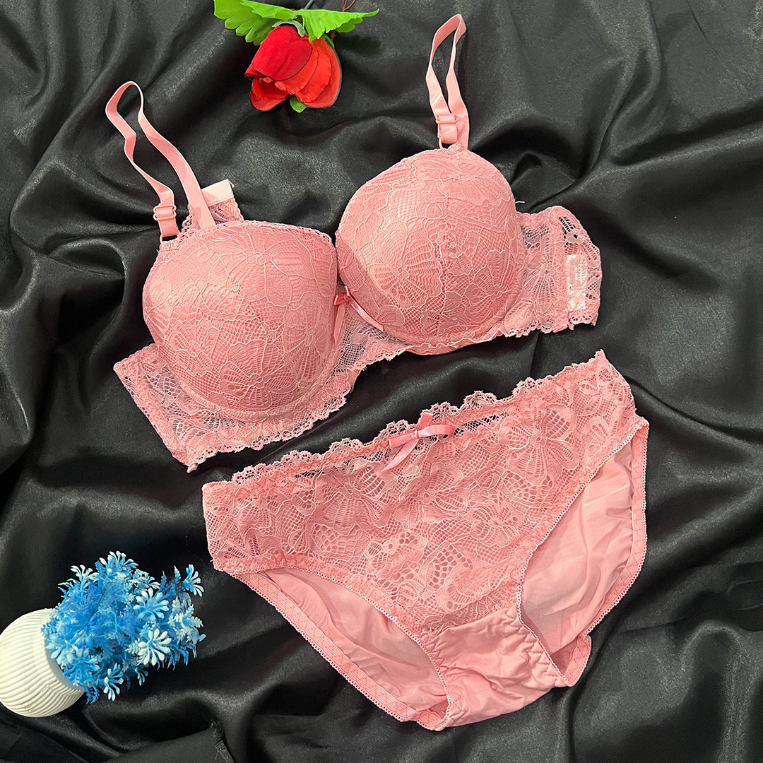 Wired Bra & Panty With Sportable Pads