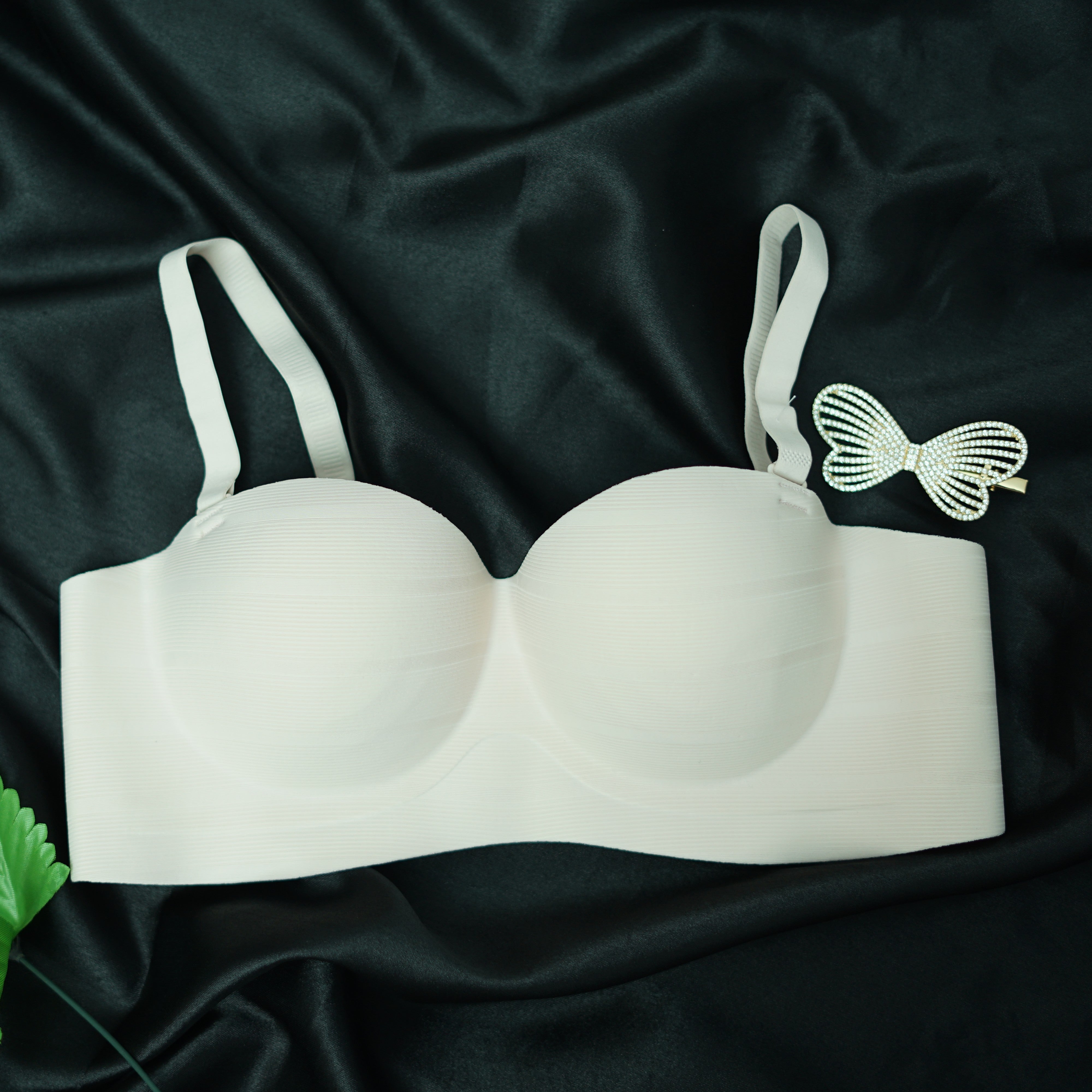 2 in 1 Soft Foam Bra – Comfort & Versatile Support can use with strap & without strap